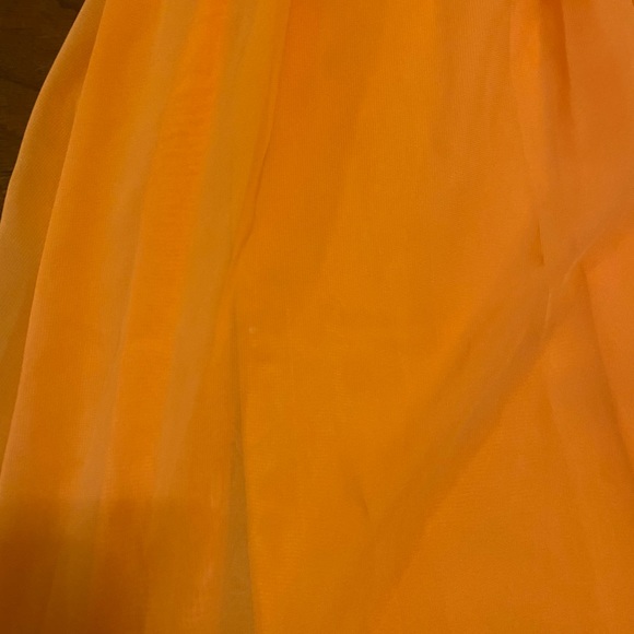 AW Bridal Chiffon Bridesmaid Dress 10 - Picture 5 of 8